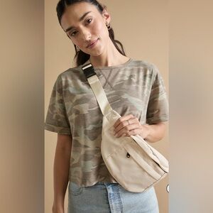New Francesca’s Leslie Ivory Fanny Pack